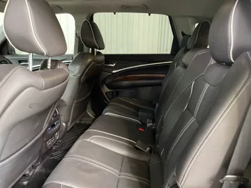 2017 Acura MDX - image 15
