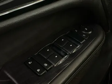 2016 Buick Enclave - image 24