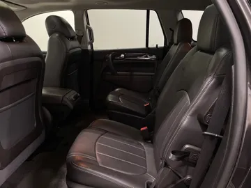 2017 Buick Enclave - image 15