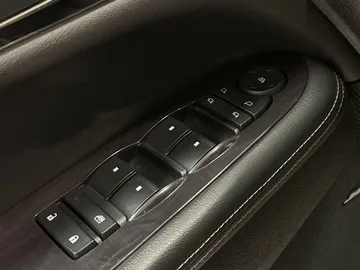 2017 Buick Enclave - image 25