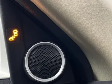 2018 Acura RDX - image 23