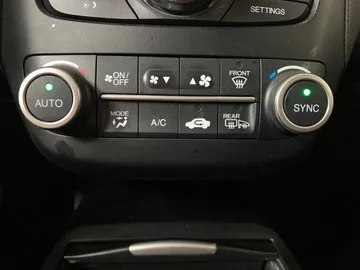 2016 Acura RDX - image 24