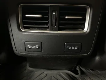 2016 Acura RDX - image 30
