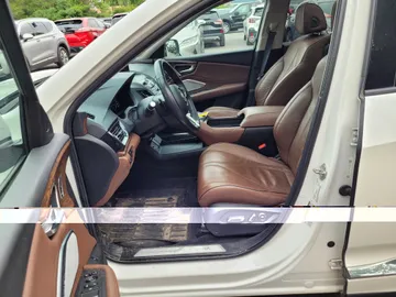 2020 Acura RDX - image 8