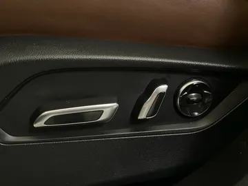 2020 Acura RDX - image 20