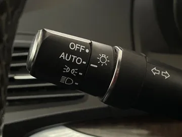 2018 Acura MDX - image 17