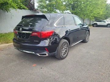 2019 Acura MDX - image 3