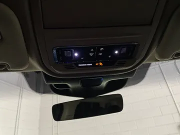 2022 Lincoln Aviator - image 14