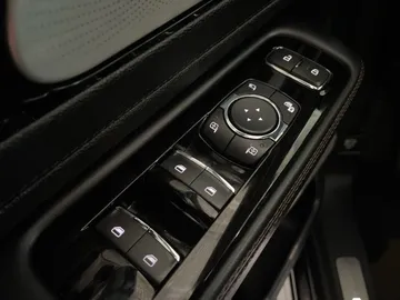 2022 Lincoln Aviator - image 28
