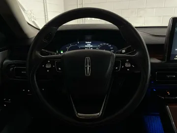 2022 Lincoln Aviator - image 16