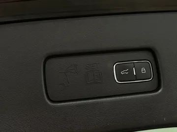 2020 Lincoln Aviator - image 36