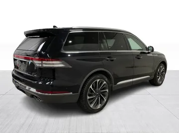2020 Lincoln Aviator - image 15