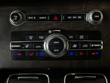 2022 Lincoln Aviator - image 25