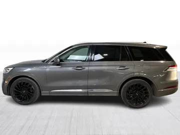 2022 Lincoln Aviator - image 11