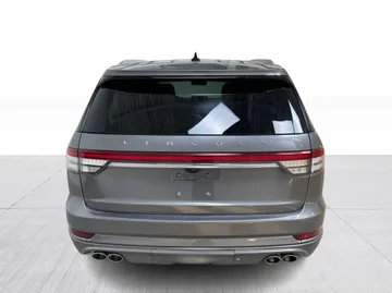 2022 Lincoln Aviator - image 13