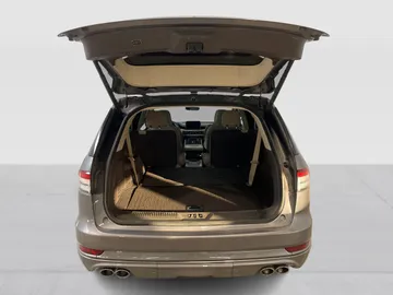2022 Lincoln Aviator - image 14