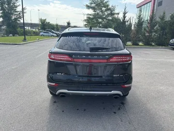 2017 Lincoln MKC - image 6