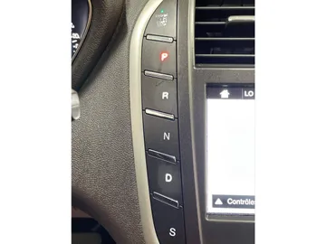 2017 Lincoln MKC - image 30