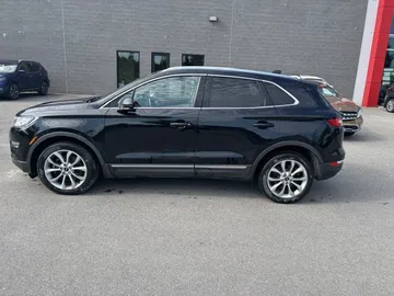 2017 Lincoln MKC - image 4