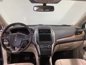 2017 Lincoln MKC - image 20