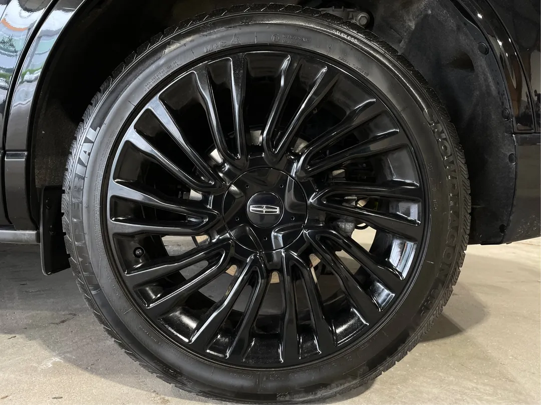 2022 Lincoln Corsair — photo 6