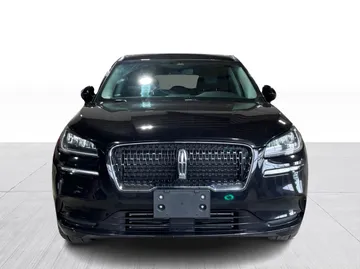 2022 Lincoln Corsair - image 9