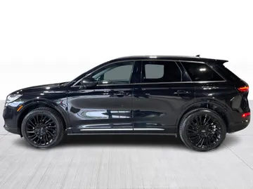 2022 Lincoln Corsair - image 11