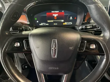 2021 Lincoln Corsair - image 17