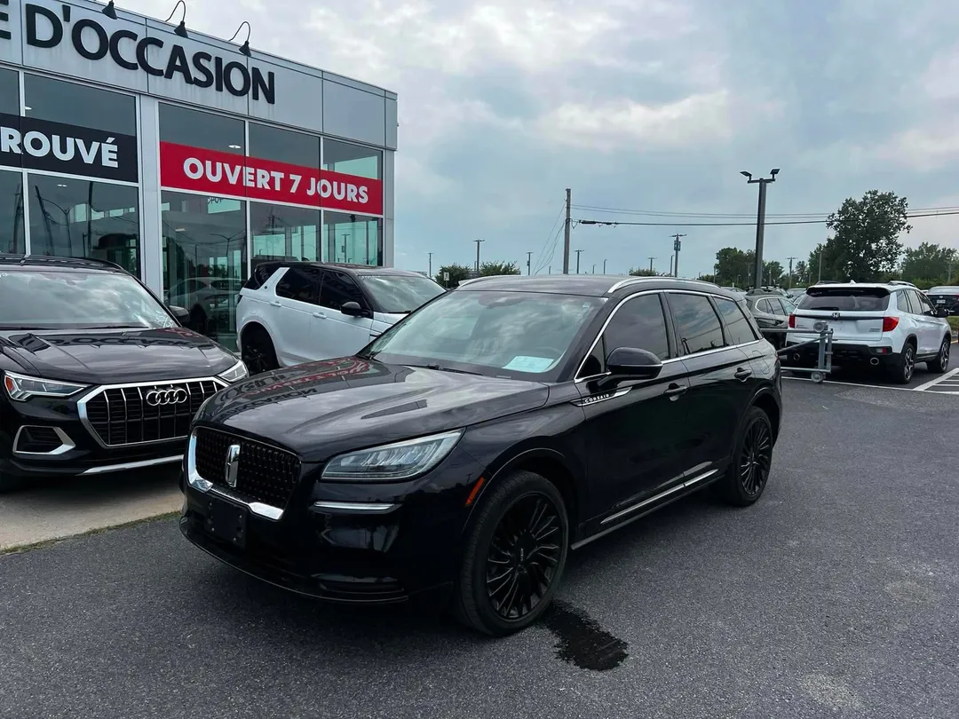 2022 Lincoln Corsair — photo 3