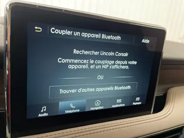 2022 Lincoln Corsair - image 27