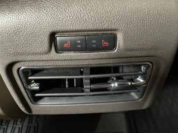 2022 Lincoln Corsair - image 26