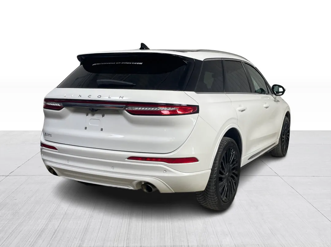2022 Lincoln Corsair — photo 7