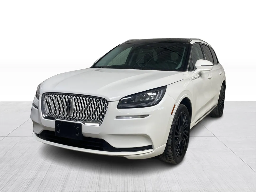 2022 Lincoln Corsair — photo 3
