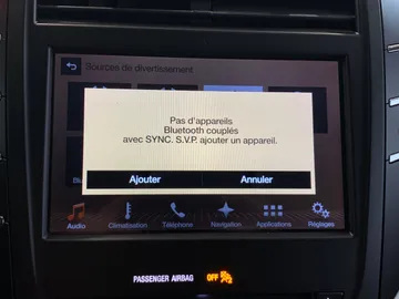 2018 Lincoln MKC - image 29