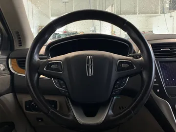 2018 Lincoln MKC - image 14