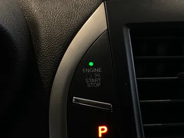 2018 Lincoln MKC - image 25