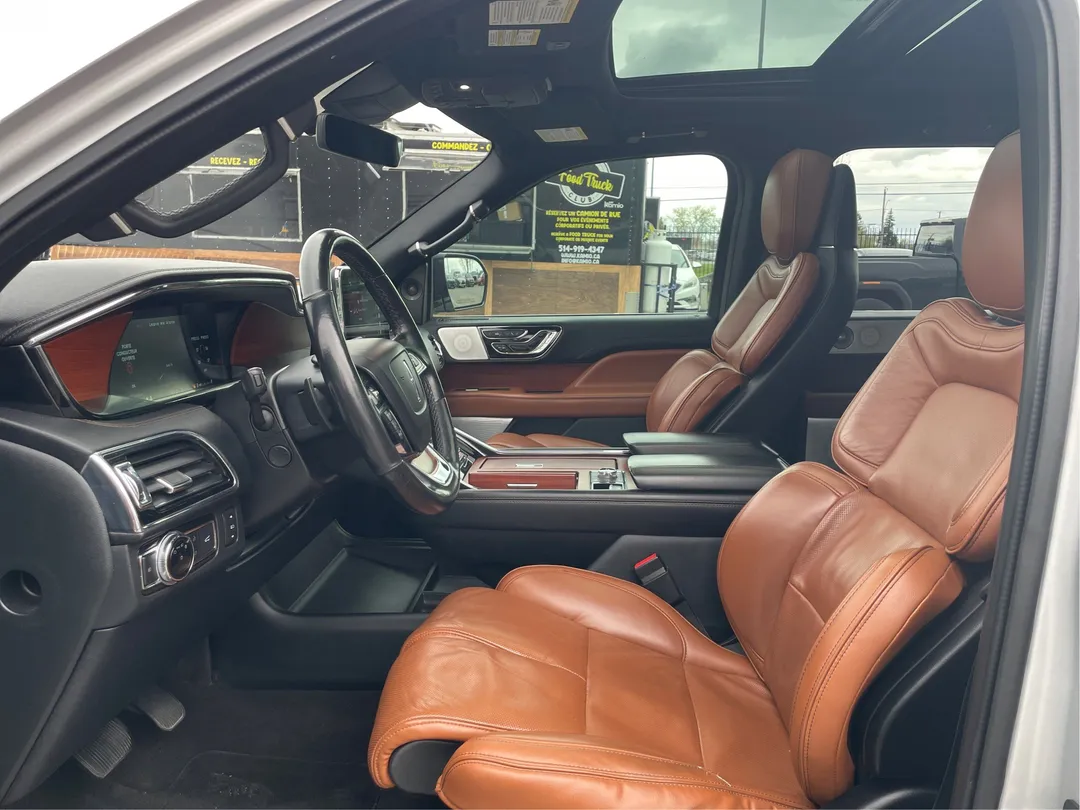 2018 Lincoln Navigator — photo 3