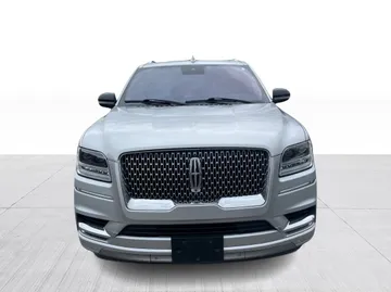 2018 Lincoln Navigator - image 8