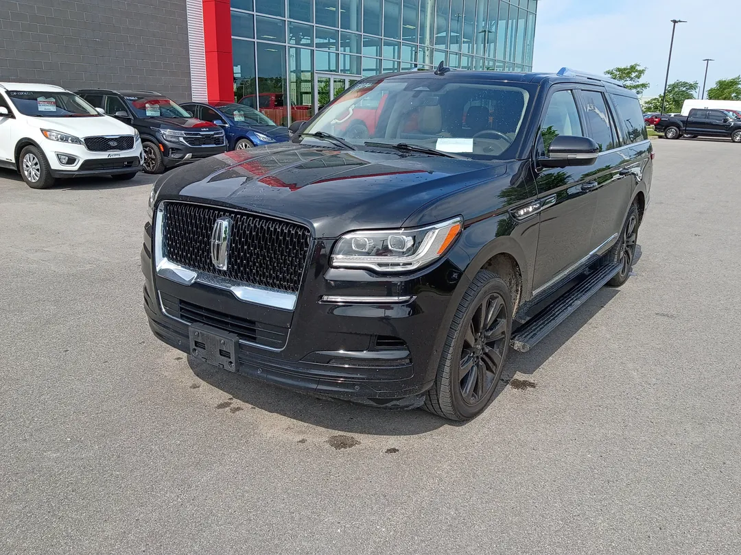 2022 Lincoln Navigator L — photo 3