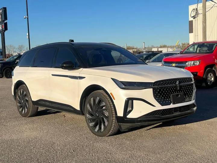 2025 Lincoln Nautilus