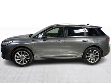 2022 Lincoln Corsair - image 10