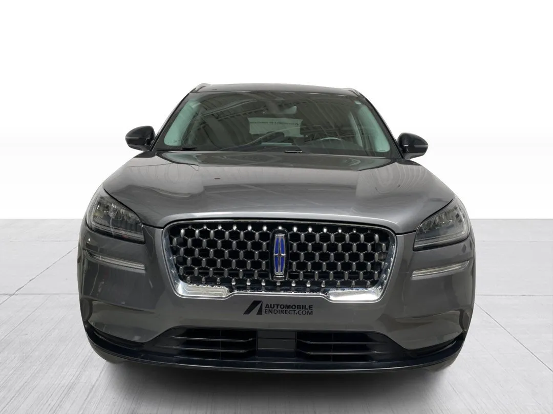 2022 Lincoln Corsair — photo 8