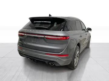 2022 Lincoln Corsair - image 15
