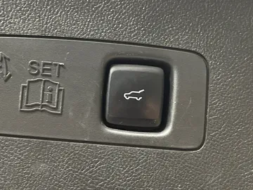 2022 Lincoln Corsair - image 22