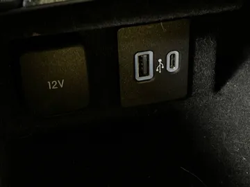 2022 Lincoln Corsair - image 30