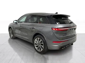 2022 Lincoln Corsair - image 12
