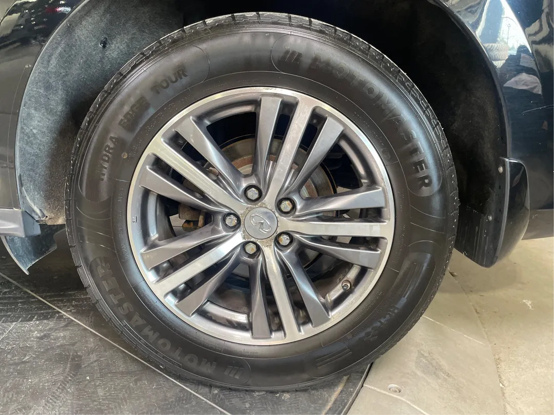 2016 INFINITI QX60 — photo 6