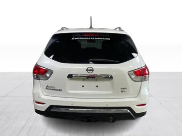 2016 Nissan Pathfinder - image 11