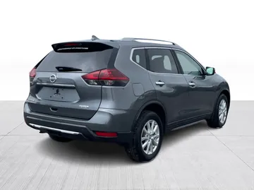 2020 Nissan Rogue - image 14
