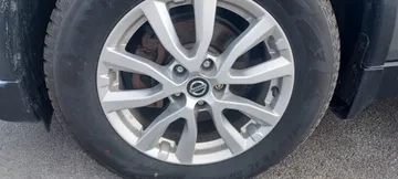 2020 Nissan Rogue - image 8
